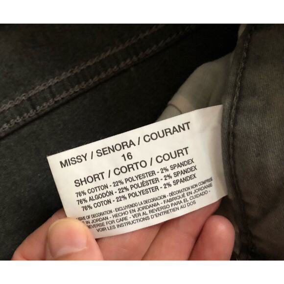 GLORIA VANDERBILT Womens 16 Short Gray Slimming Effect Bridget Slim Leg Jeans - Picture 7 of 8